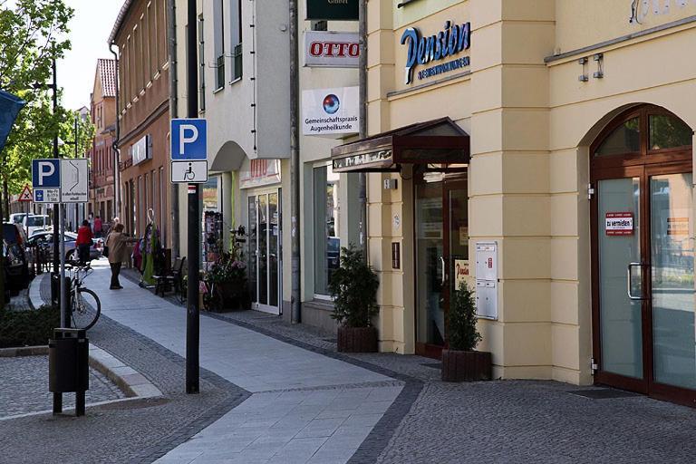 Pension Am Markt Lubben Exterior photo