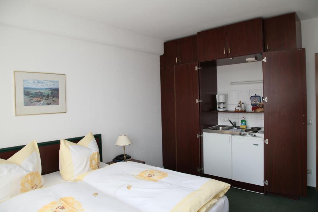 Pension Am Markt Lubben Room photo